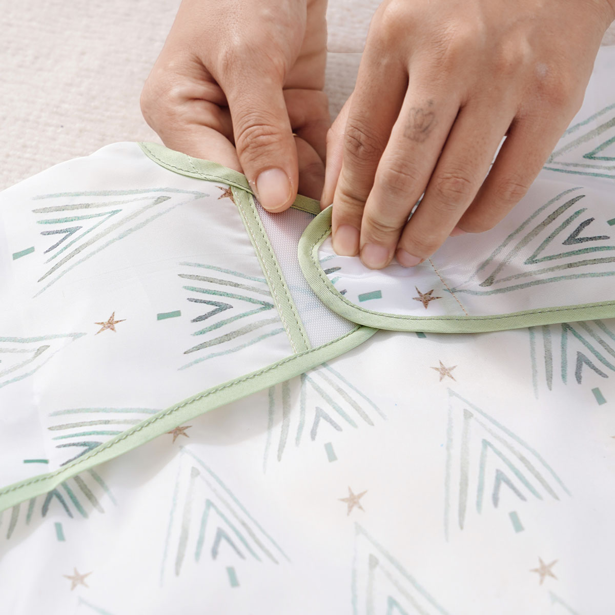 Slabbetje met lange mouwen, ma - Bib Long Sleeve recensie en prijs